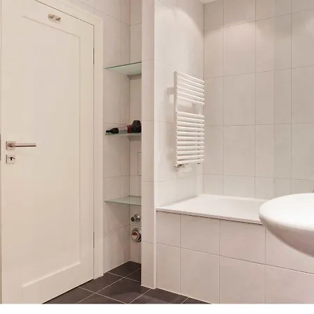 Villa Friede_marie_ App_ Hannah *